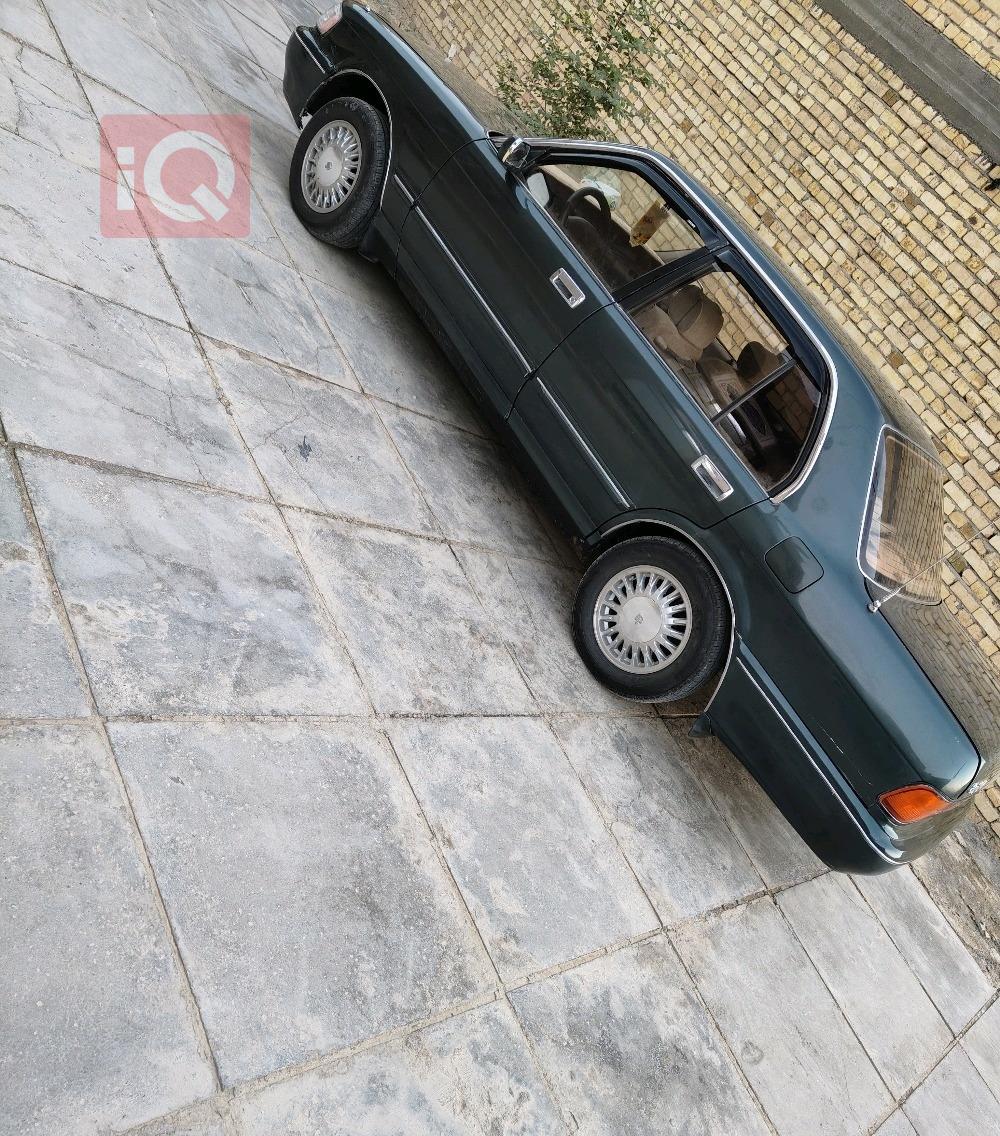 تويوتا كراون